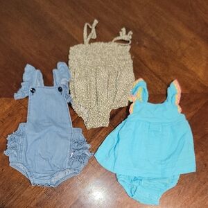 Cat & Jack, Old Navy, Ruffle Butts LOT Of 3 Girl Onesies 12-18 Months